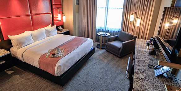 king size bed room