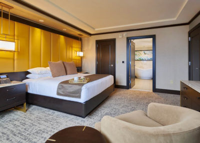 hotel-king-suite-room